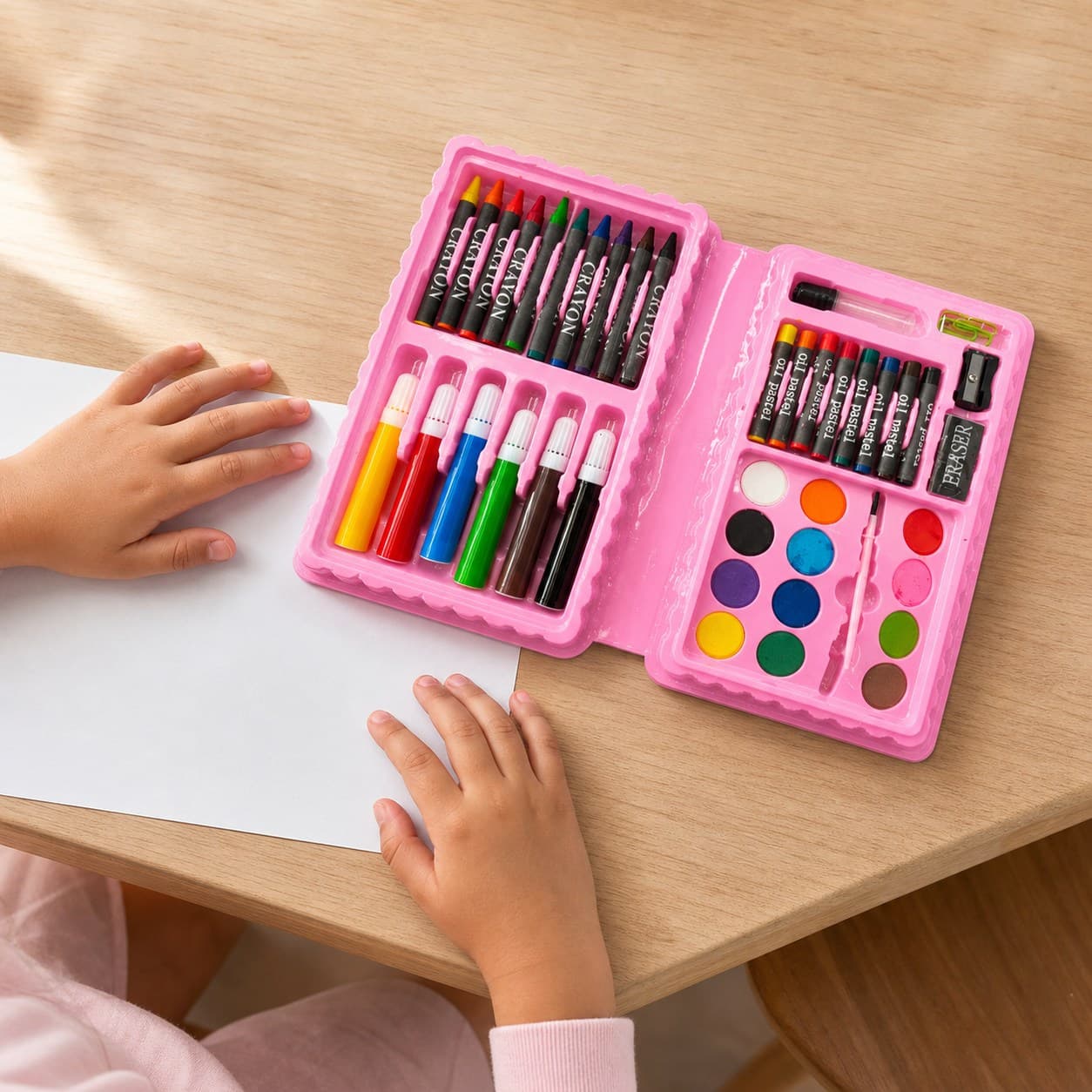 Set de arte para ninos de 42 piezas - referencia visual de escala